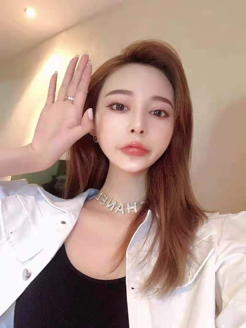Fashion Metal Lock Letter Diamond Necklace lbcase