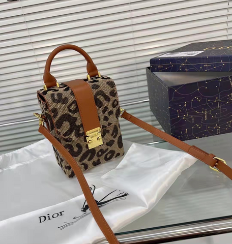 Crossbody metal button universal mobile phone bag