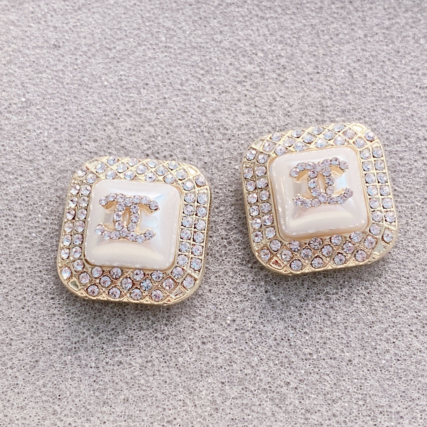 Fashion Pearl Diamond Square Stud Earrings lbcase