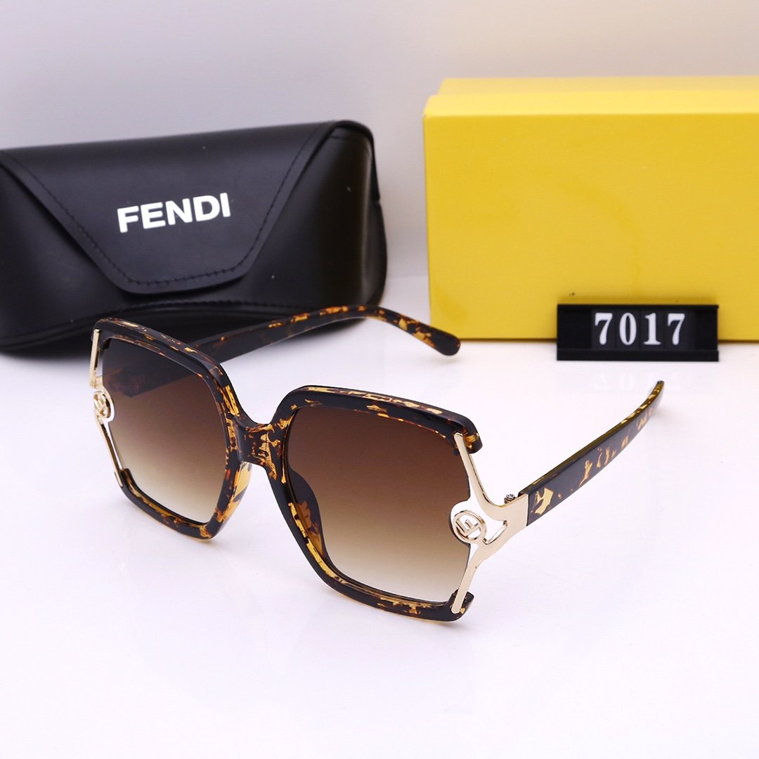 2021 Fashion Women Sunglasses lbcase