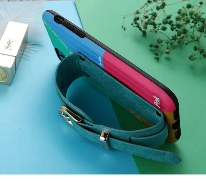 LUXURIOUS WRISTBAND PHONE CASE lbcase