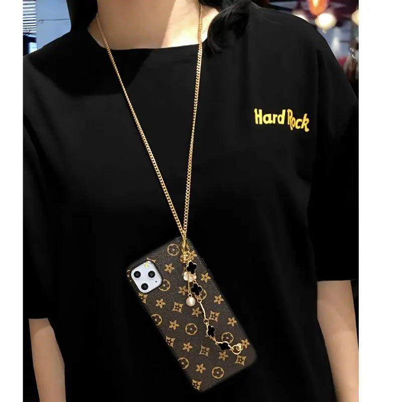 Retro flower diagonal back chain phone case lbcase