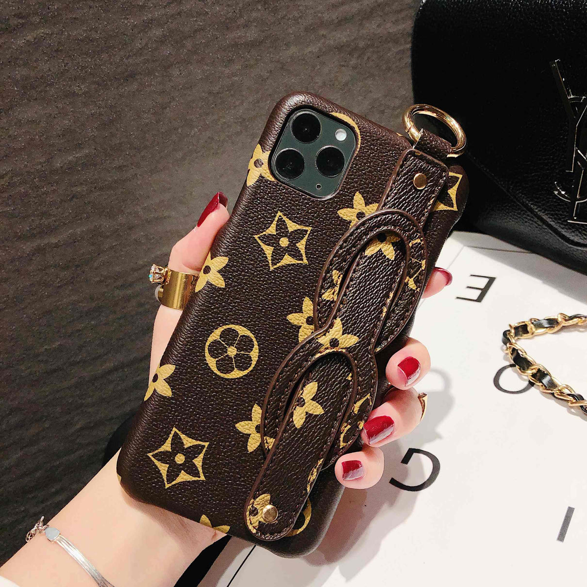 Leather Wristband bracket case lbcase