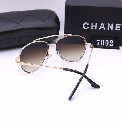 Classical Fashion Women Sunglasses lbcase