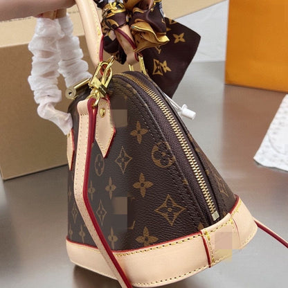 2022 new fashion retro presbyopic handbag lbcase