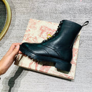 CD - Black Boots