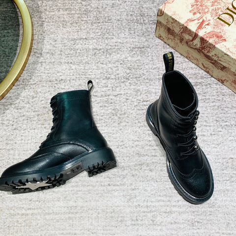 CD - Black Boots