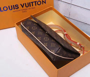 classic messenger bag