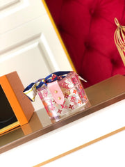 Transparent jewelry box
