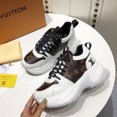 Lv sneakers