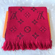 rose red scarf