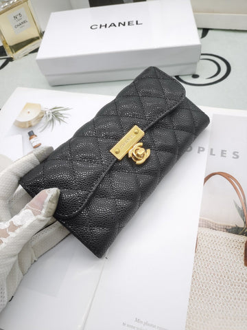 Chanel 19cm