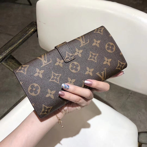 wallet buckle