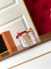Transparent jewelry box