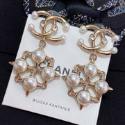 C h earrings