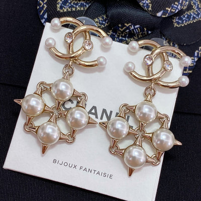 C h earrings