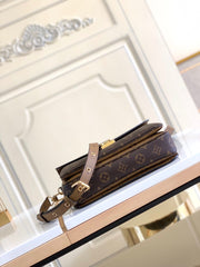 metis brown handbag
