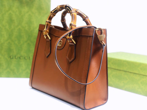 G u c c i brown Diana 20x 16x 10 or 27x 24x 11