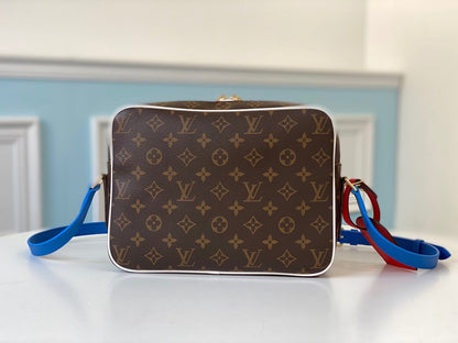 messenger handbag