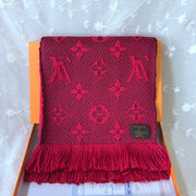 rose red scarf