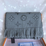 dark  gray scarf