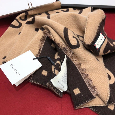 Gucci scarf