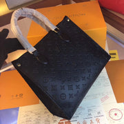 Large capacity black Size:30cm