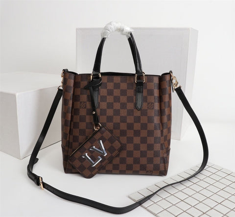 L carry It handbag