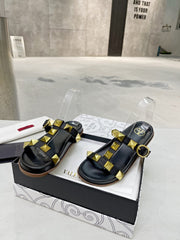V a l e n t I n o slides