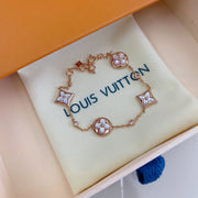 L v bracelet