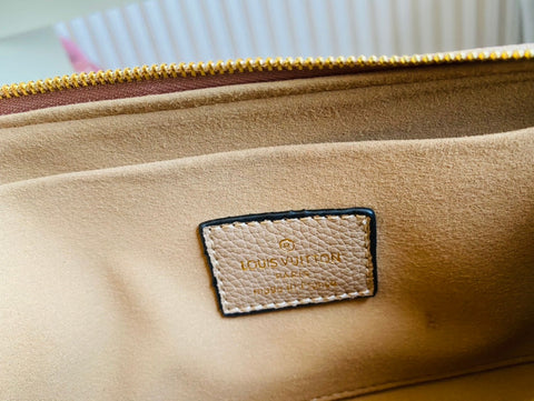 L v pochette