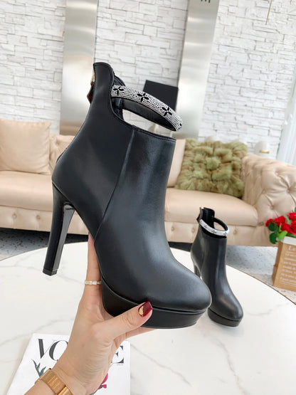 L v boots 2021