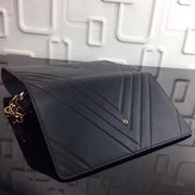 L classic clutch