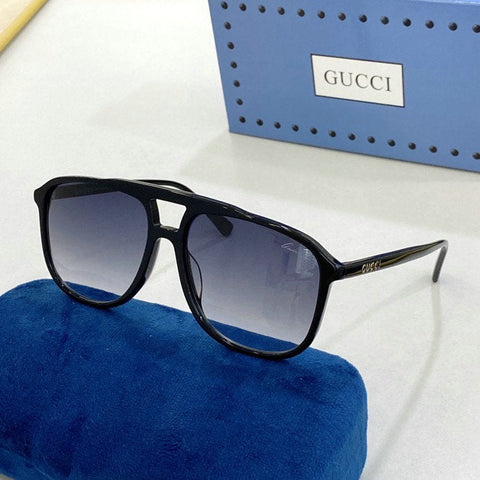 G u c c I sunglasses