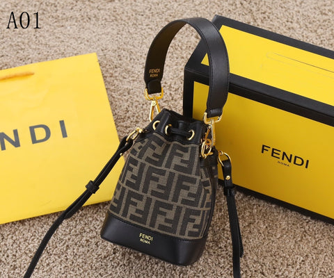 F e n d I 12×10×19cm