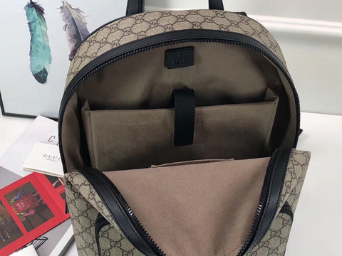 G u c c i backpack W31.5 H41 D14.5,