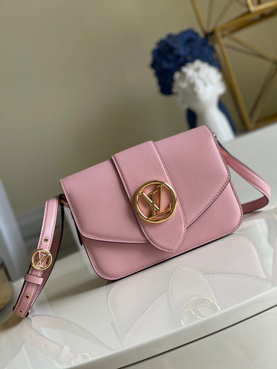 Fashion pink handbag
