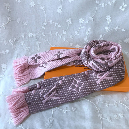 fashion pink scarf