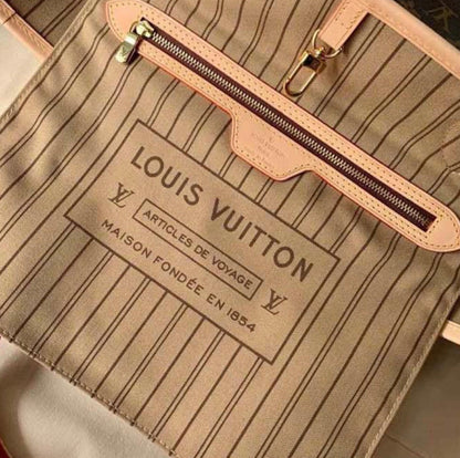 Neverfull-brown inside handbag