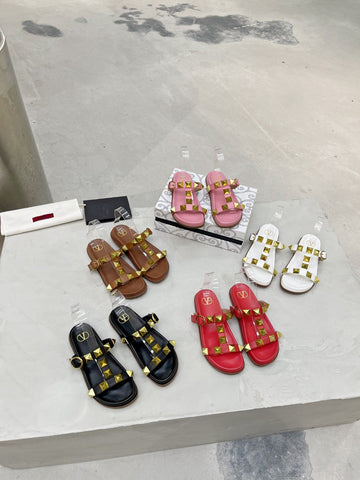 V a l e n t I n o slides