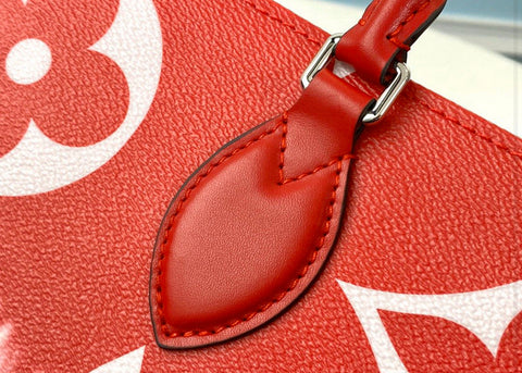 L red tote handbag