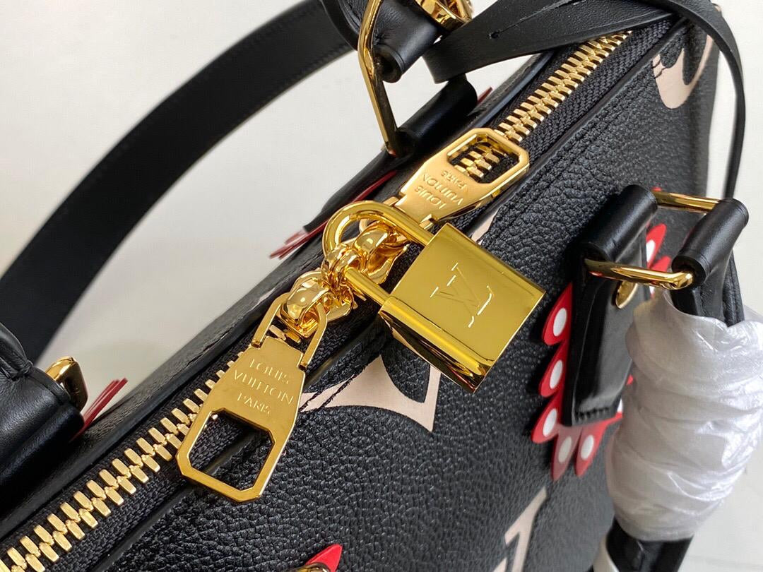 handbag née red