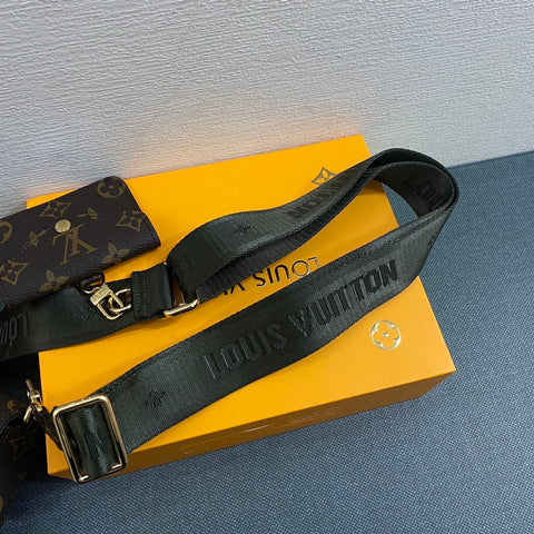 Small Handbag Size:17*9.6*3.5cm pochette