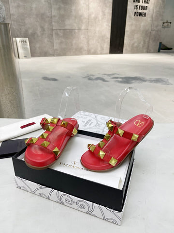 V a l e n t I n o slides