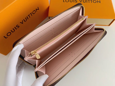wallet zippy in brown