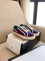 G u c c I tennis sneakers