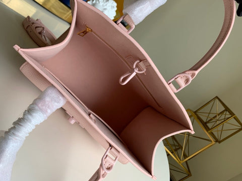 new pink handbag