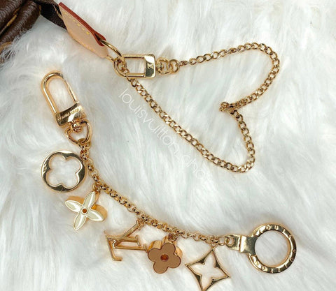 key ring gold color