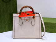 G u c c i white 20x 16x 10 or 27x 24x 11
