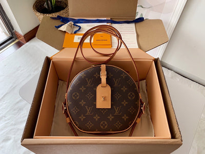 pouch bag